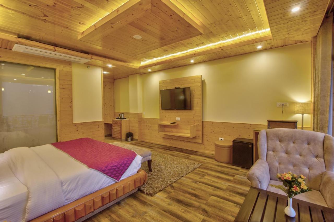 The Holiday Villa Resorts & Spa Manāli Dış mekan fotoğraf